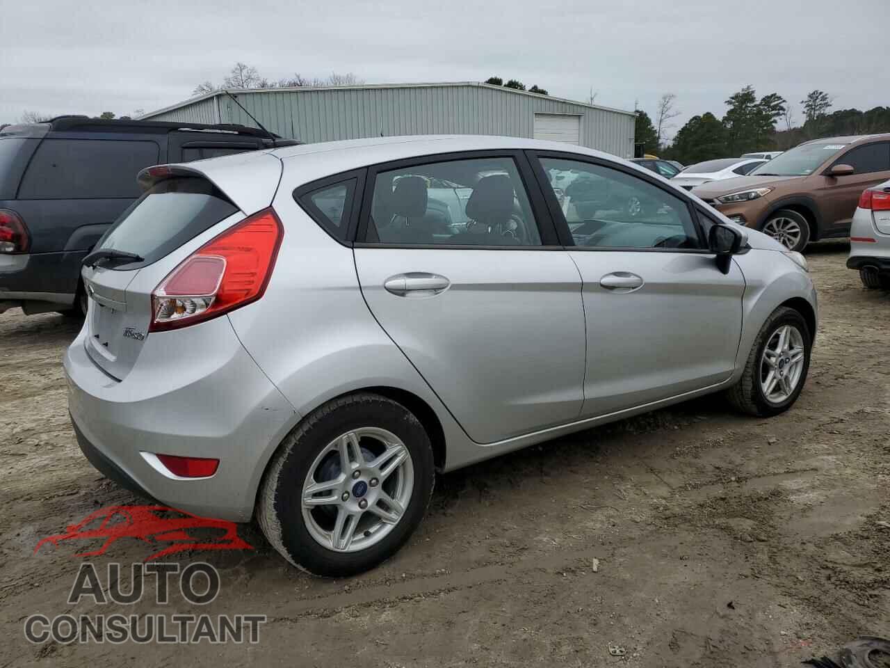 FORD FIESTA 2018 - 3FADP4EJ0JM106801