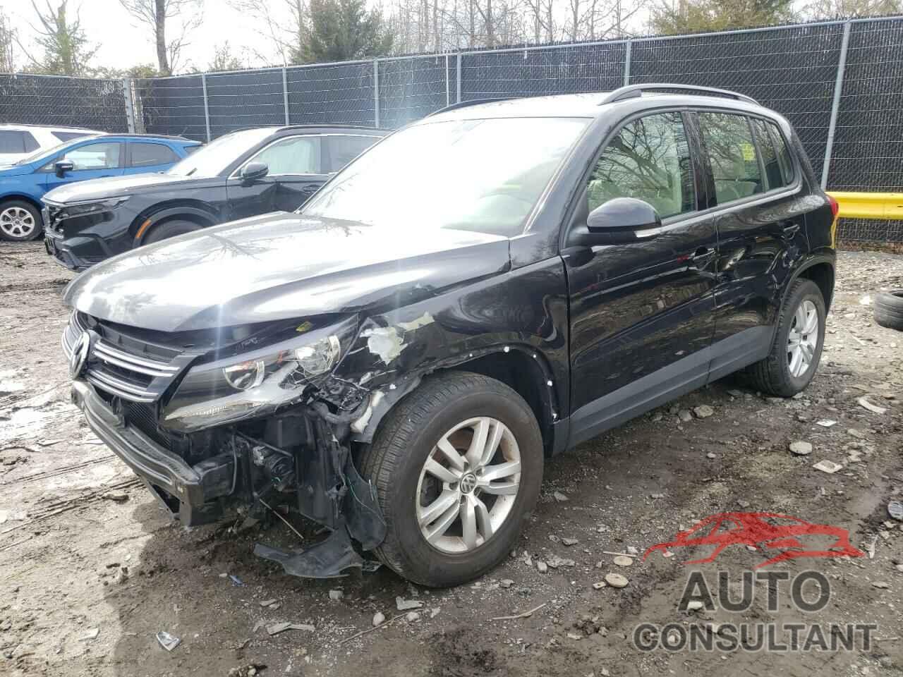 VOLKSWAGEN TIGUAN 2017 - WVGAV7AX4HK022556