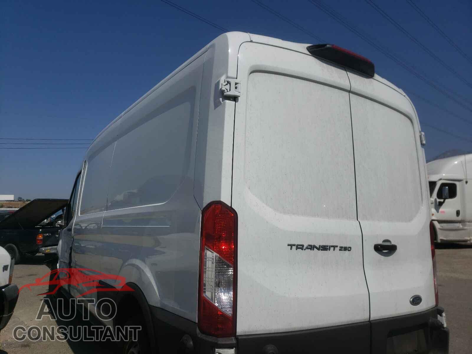 FORD TRANSIT CO 2019 - 1FTYR2CM0KKB42004