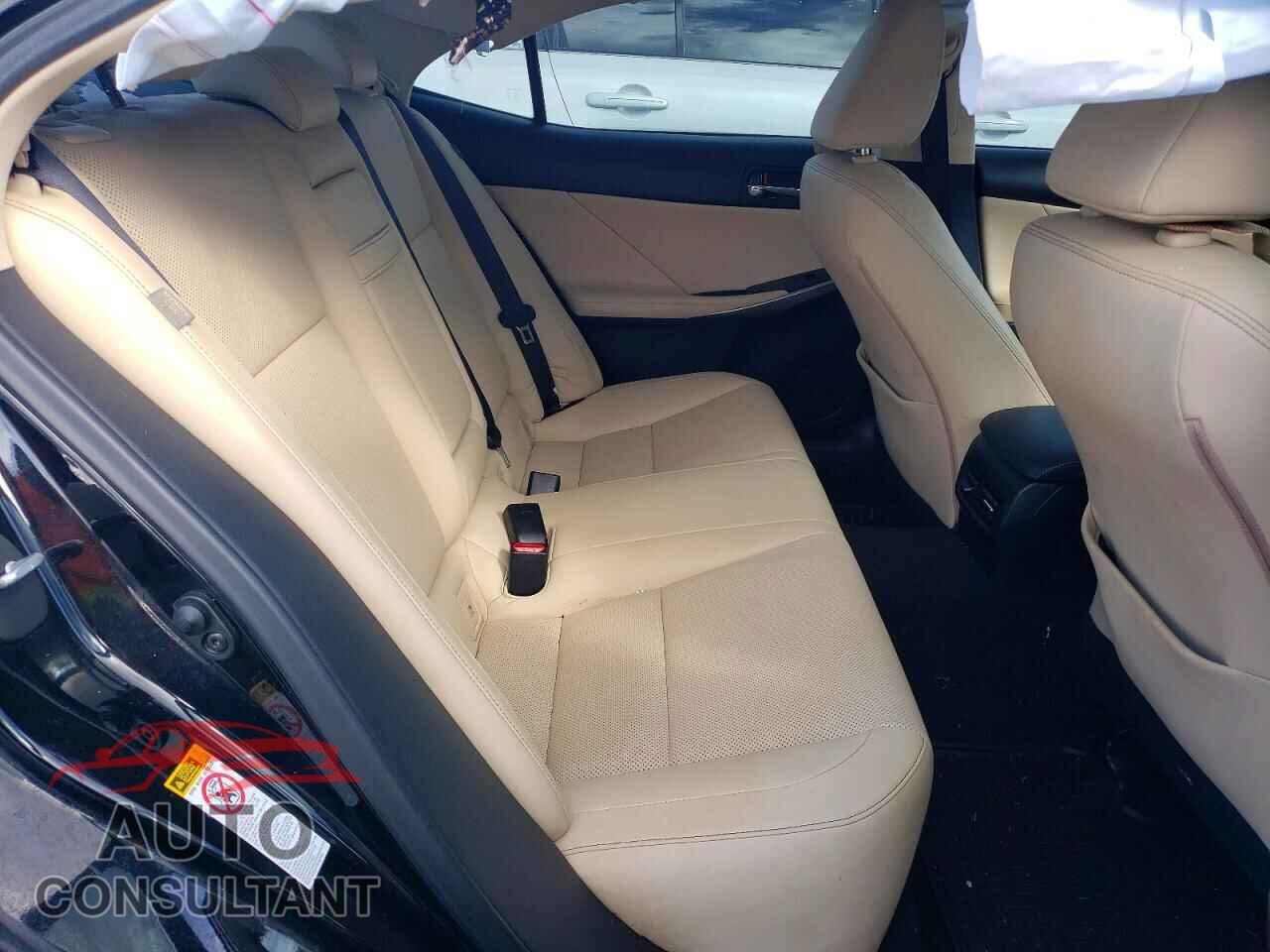 LEXUS IS 2016 - JTHBA1D23G5028023