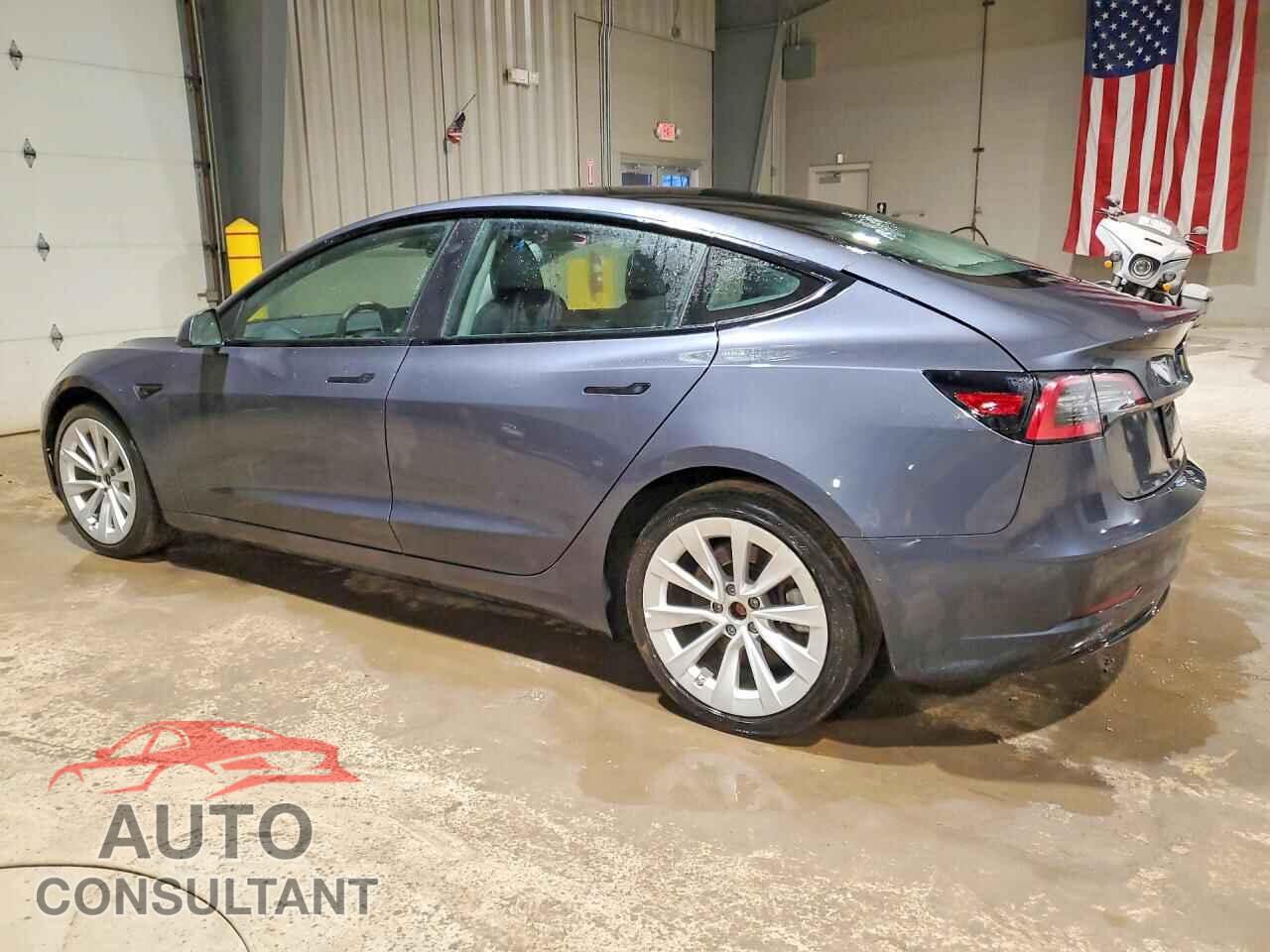 TESLA MODEL 3 2022 - 5YJ3E1EA5NF372125