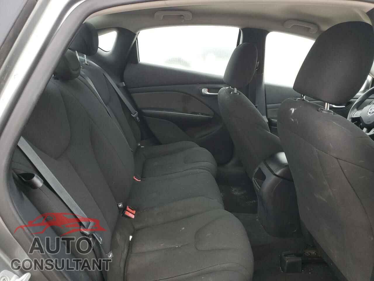 DODGE DART 2013 - 1C3CDFAA4DD247102