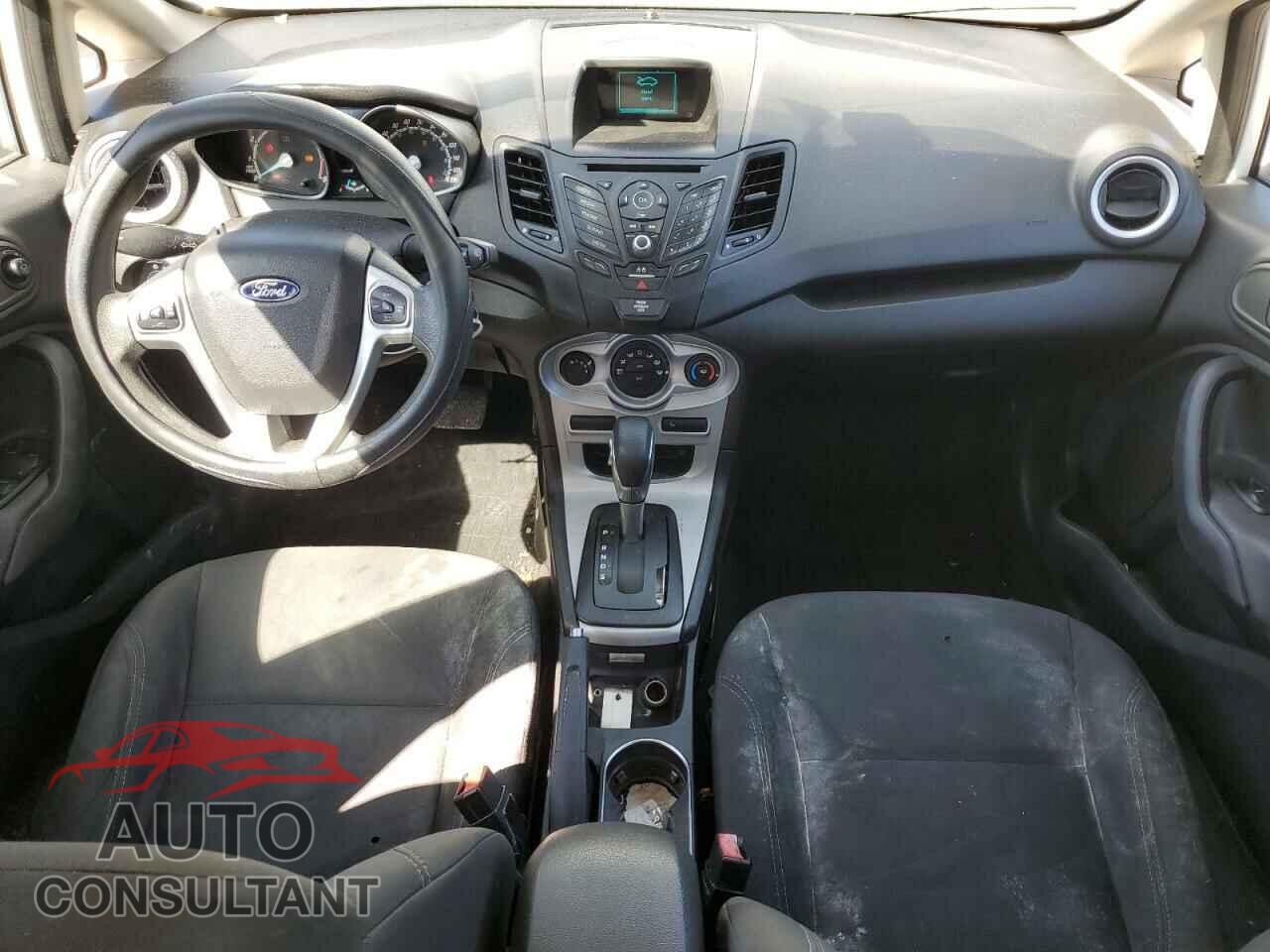 FORD FIESTA 2017 - 3FADP4EJ8HM118950