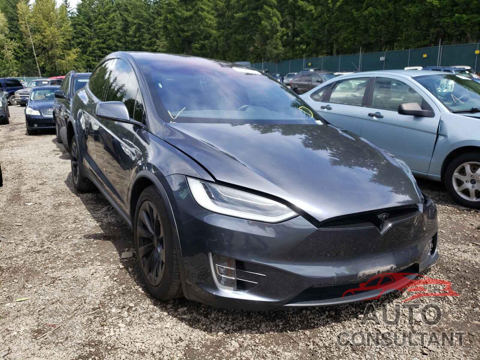 TESLA MODEL X 2016 - 5YJXCAE26GF001770