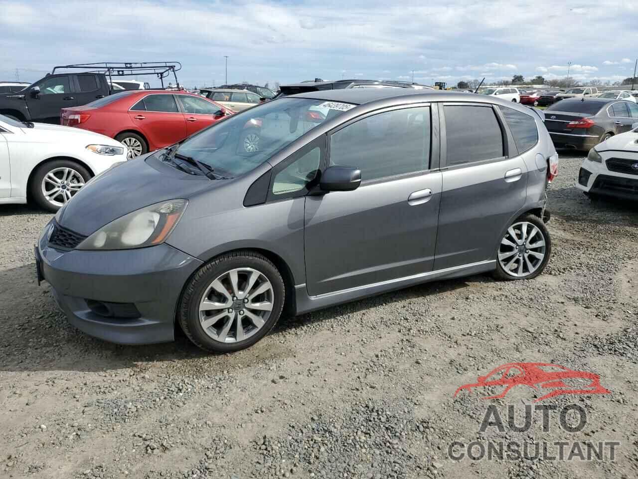 HONDA FIT 2013 - JHMGE8H55DC055139