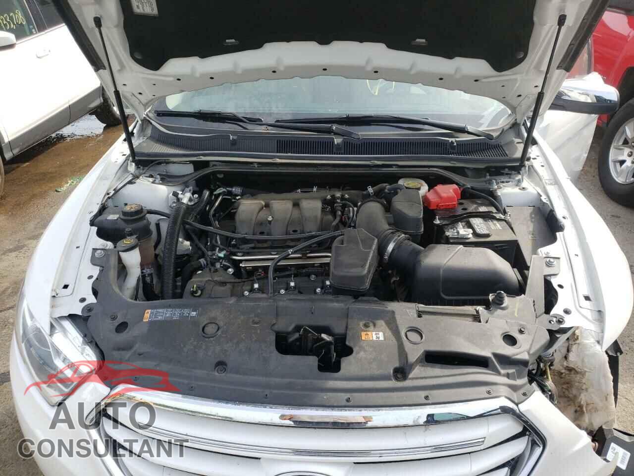 FORD TAURUS 2019 - 1FAHP2F87KG118389