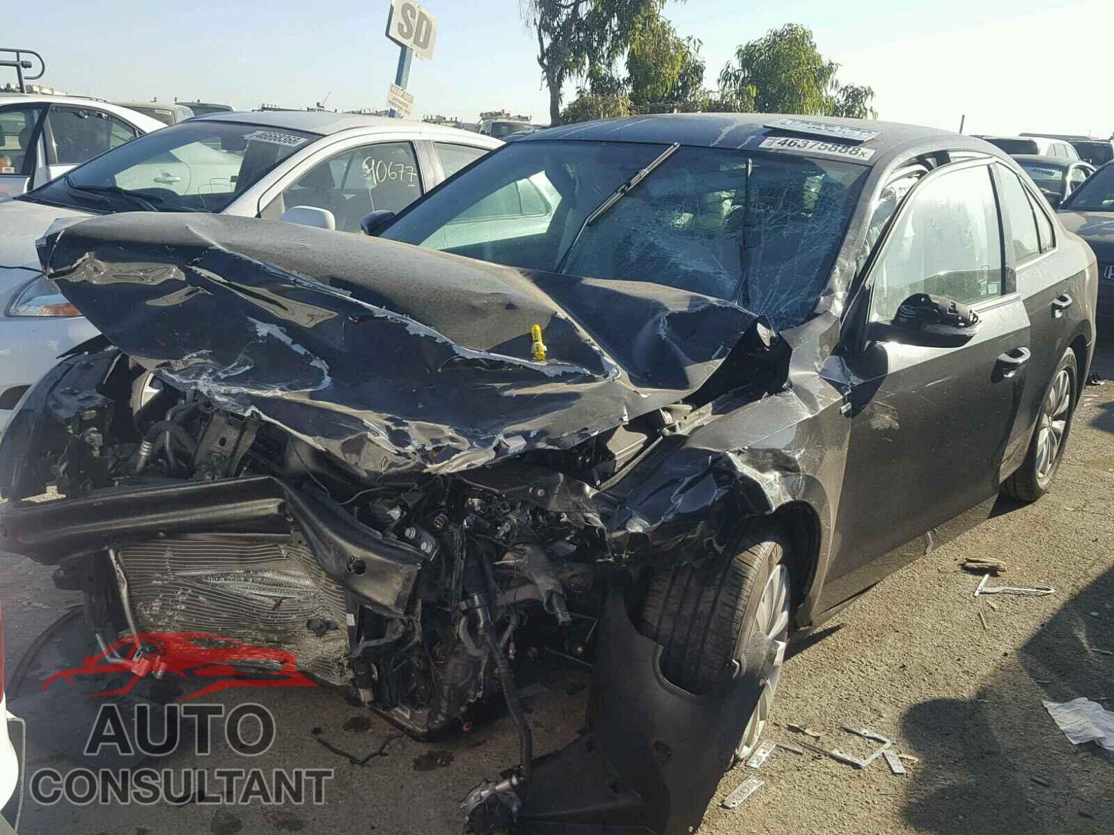 VOLKSWAGEN PASSAT 2015 - 1VWAT7A36FC060253