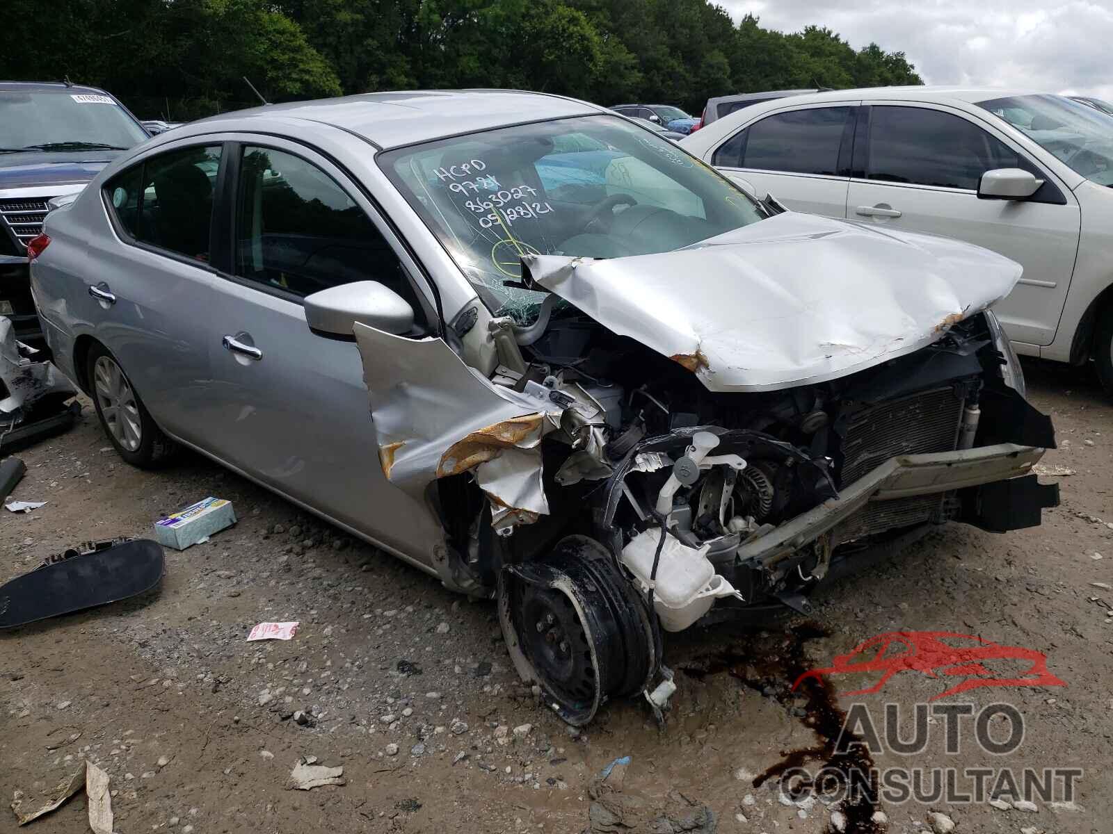 NISSAN VERSA 2018 - 3N1CN7AP1JL863027