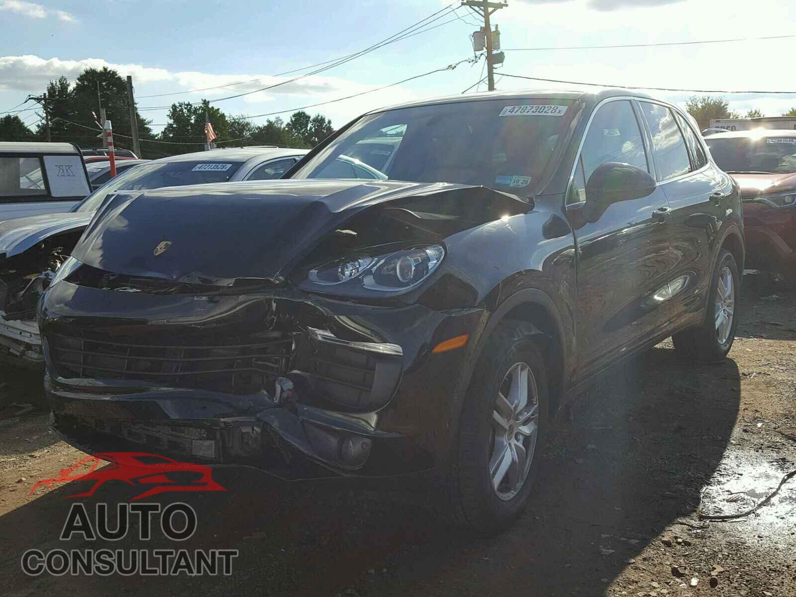 PORSCHE CAYENNE 2016 - WP1AA2A27GKA08297