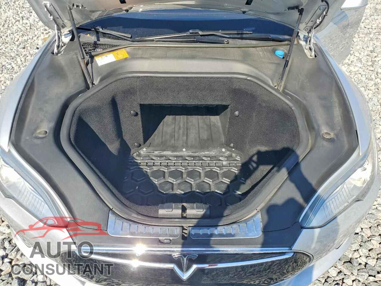 TESLA MODEL S 2013 - 5YJSA1DP7DFP13116