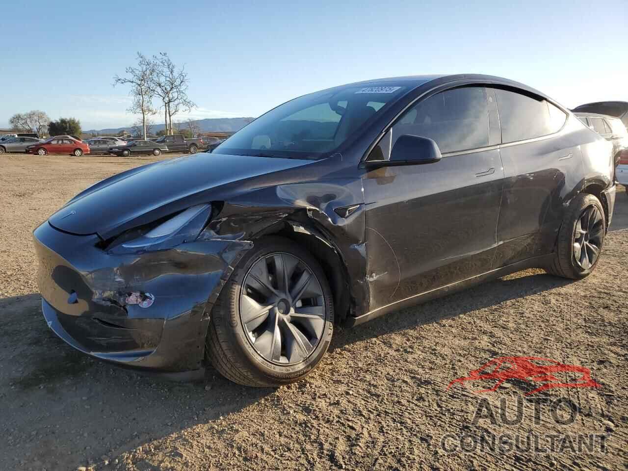 TESLA MODEL Y 2024 - 7SAYGDEE4RF118158
