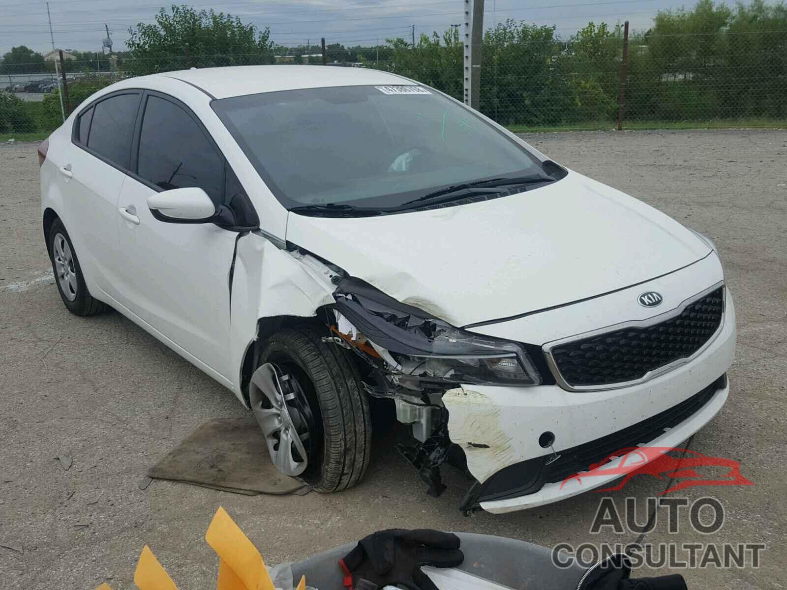 KIA FORTE 2017 - 3KPFK4A76HE107628