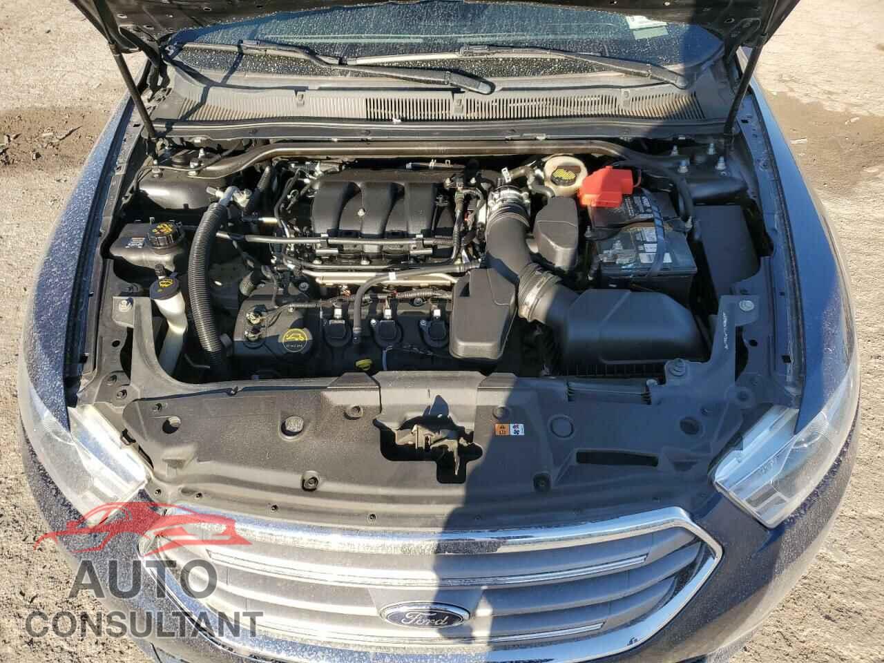 FORD TAURUS 2017 - 1FAHP2E89HG106500