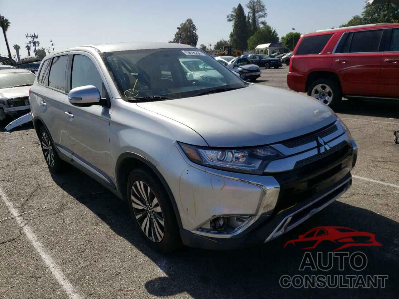 MITSUBISHI OUTLANDER 2019 - JA4AD3A39KZ038094