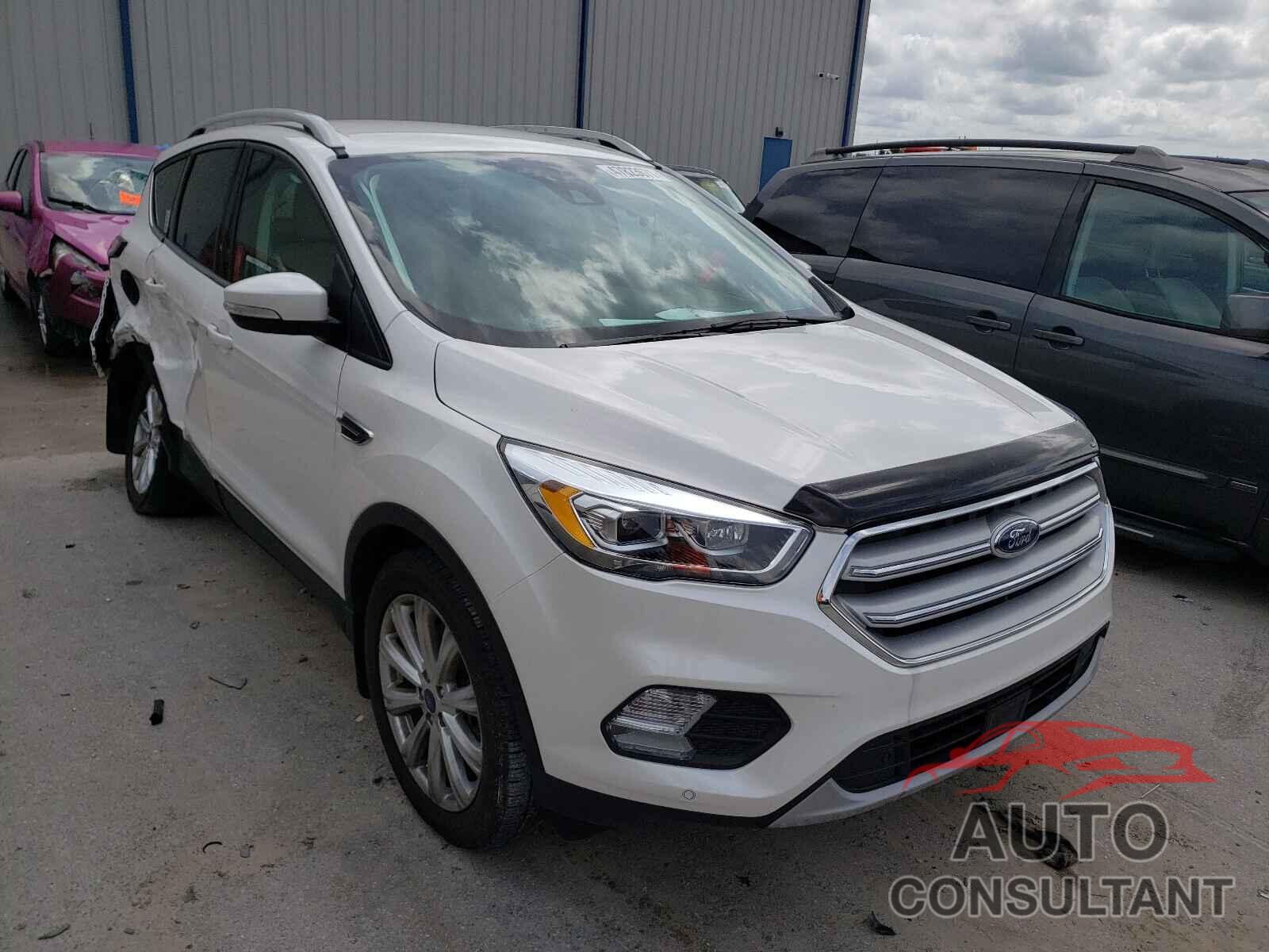 FORD ESCAPE 2018 - 1FMCU9J99JUA98793