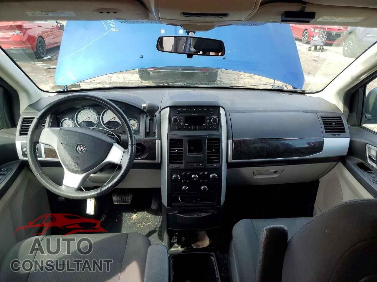 DODGE CARAVAN 2010 - 2D4RN5D12AR446427