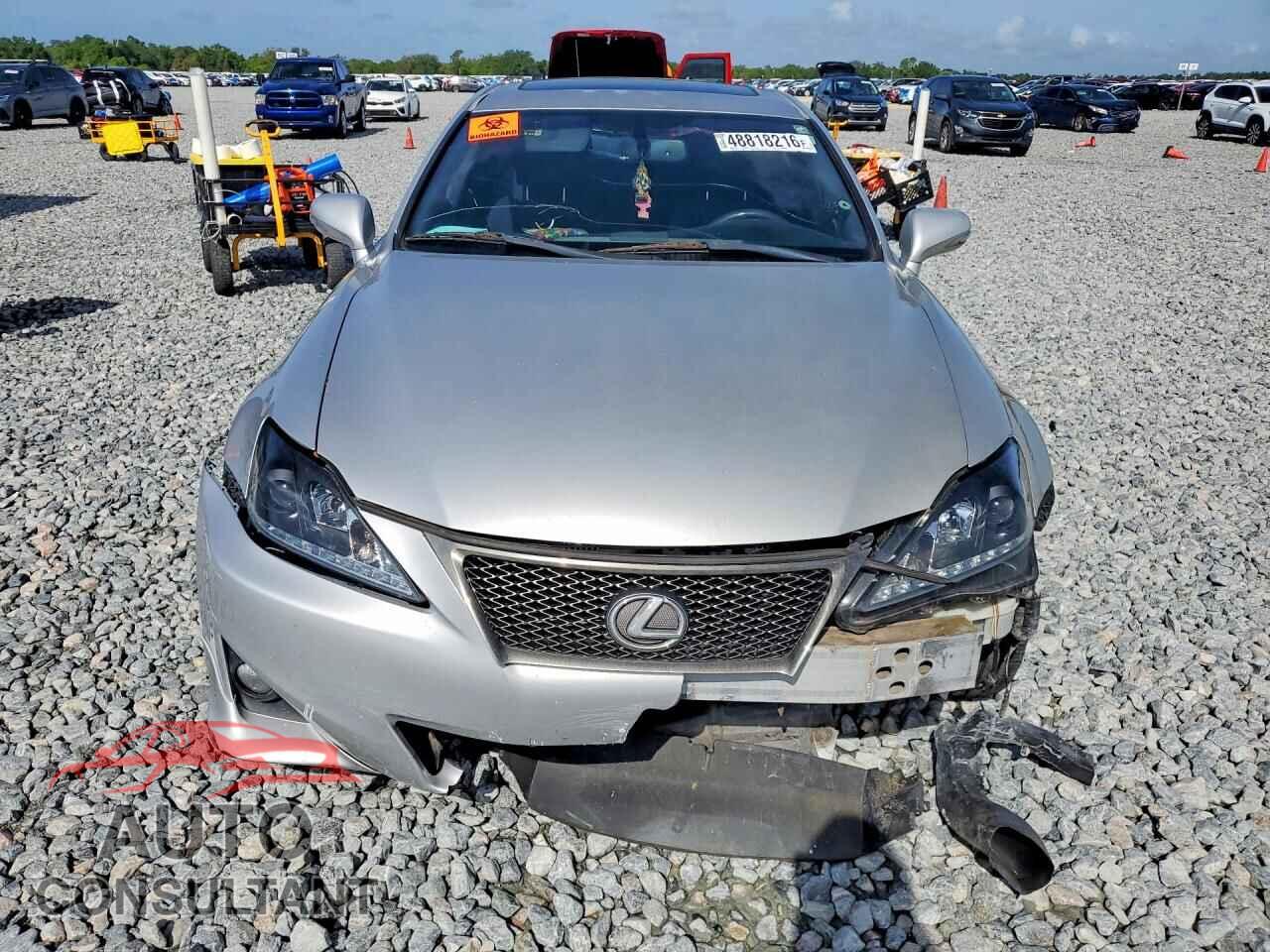 LEXUS IS 2012 - JTHBF5C27C5180813