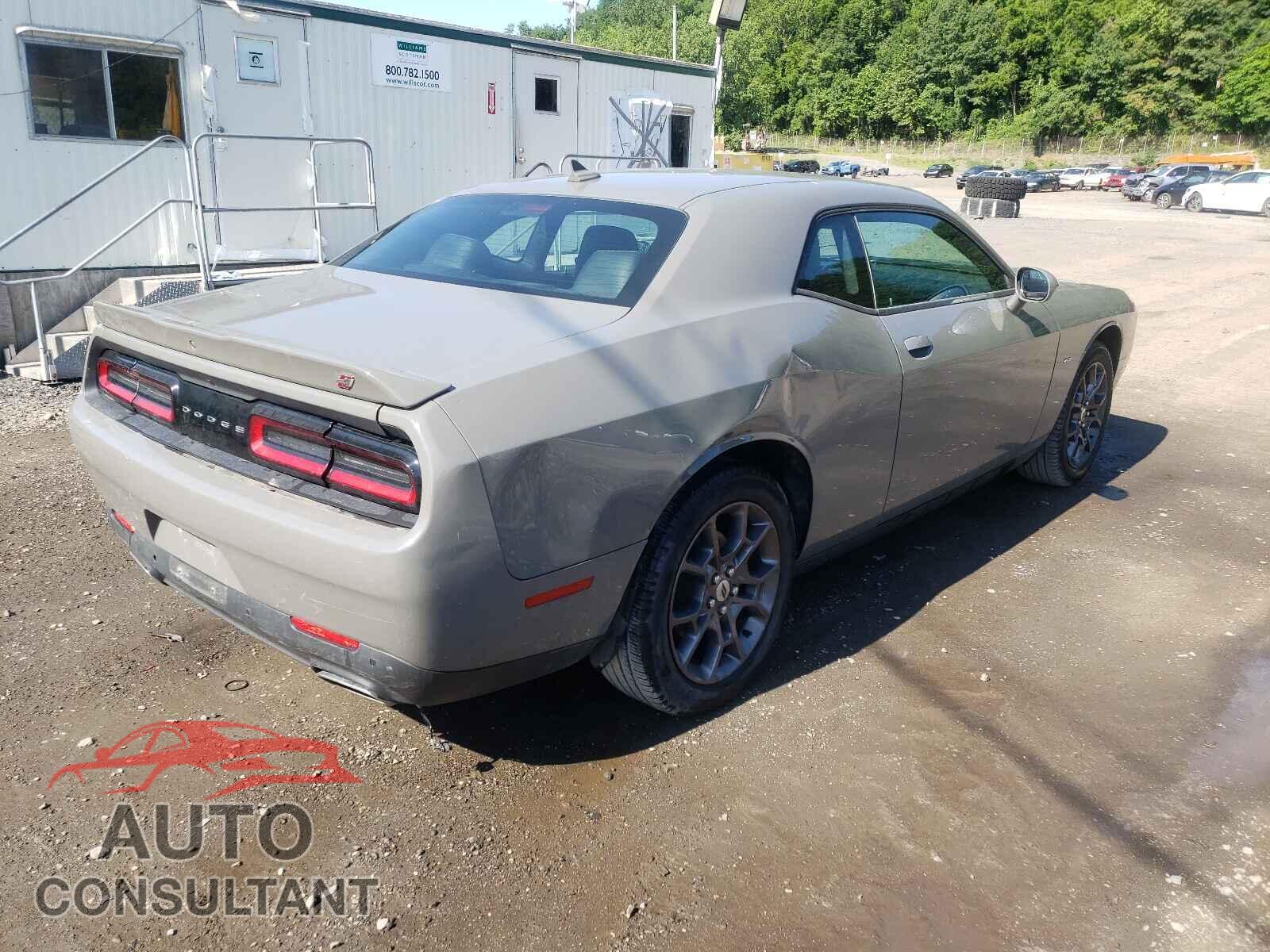 DODGE CHALLENGER 2018 - 2C3CDZGG2JH112843