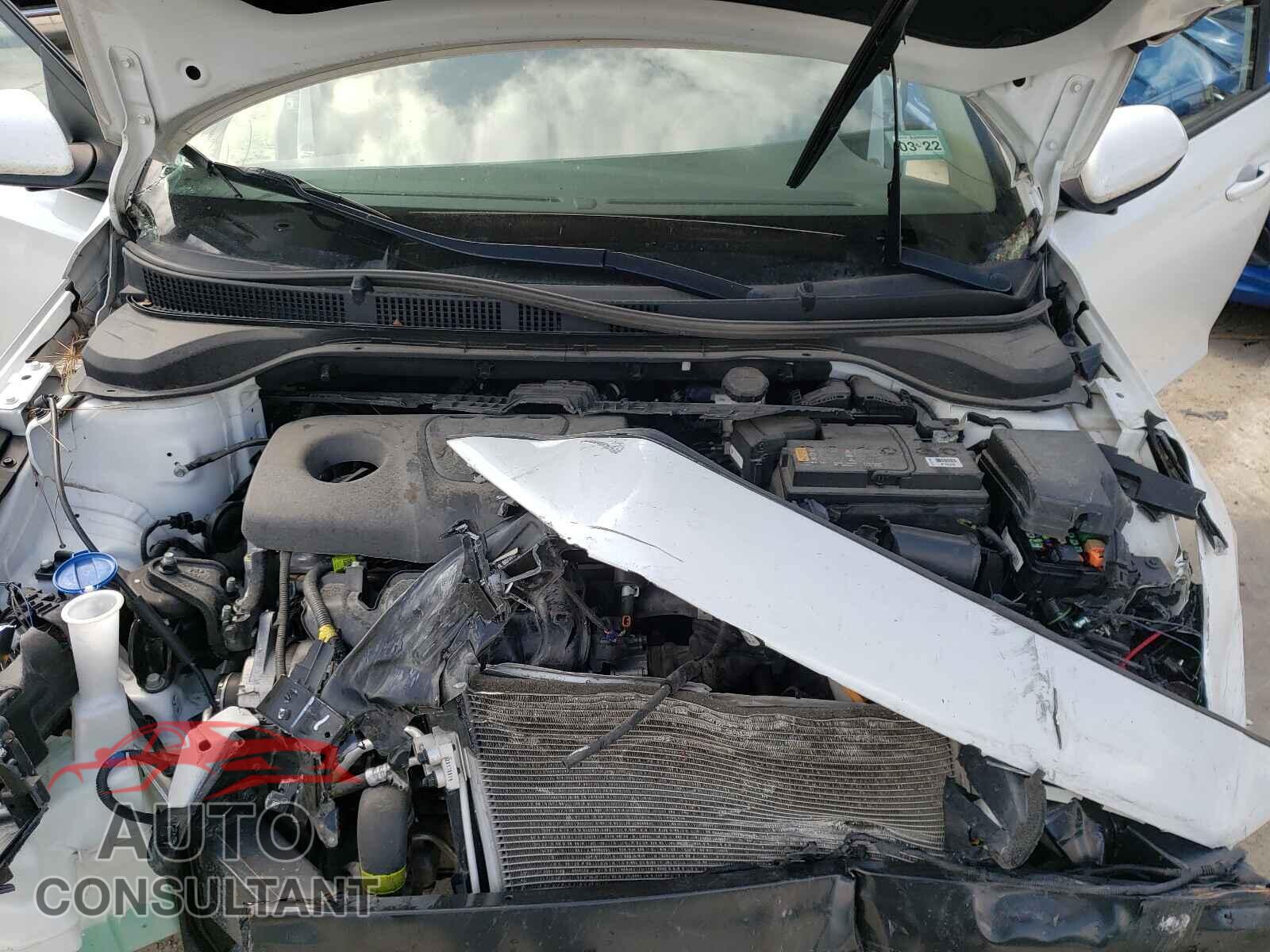 HYUNDAI ACCENT 2018 - 3KPC24A38JE022005
