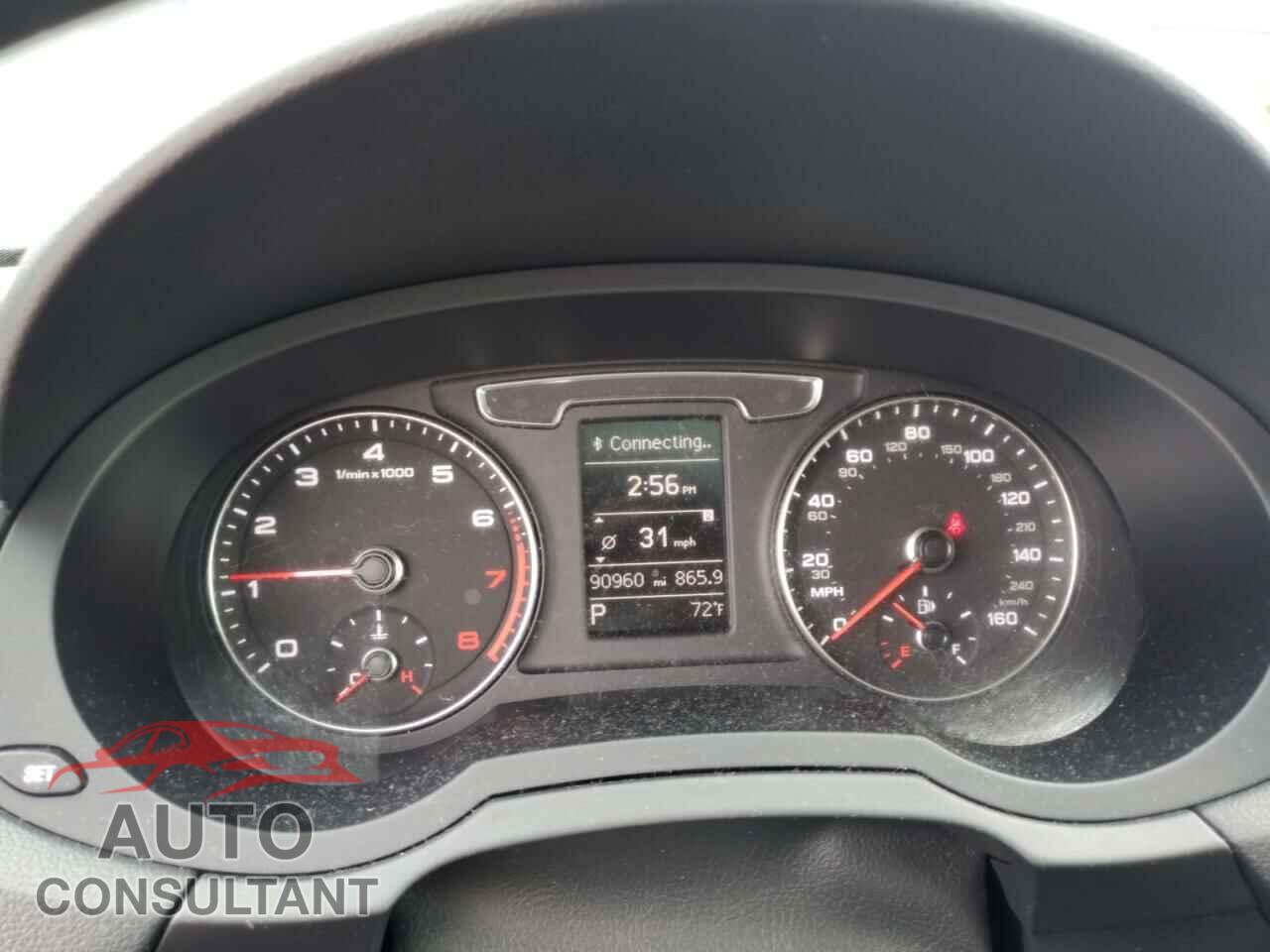 AUDI Q3 2017 - WA1BCCFS7HR010360