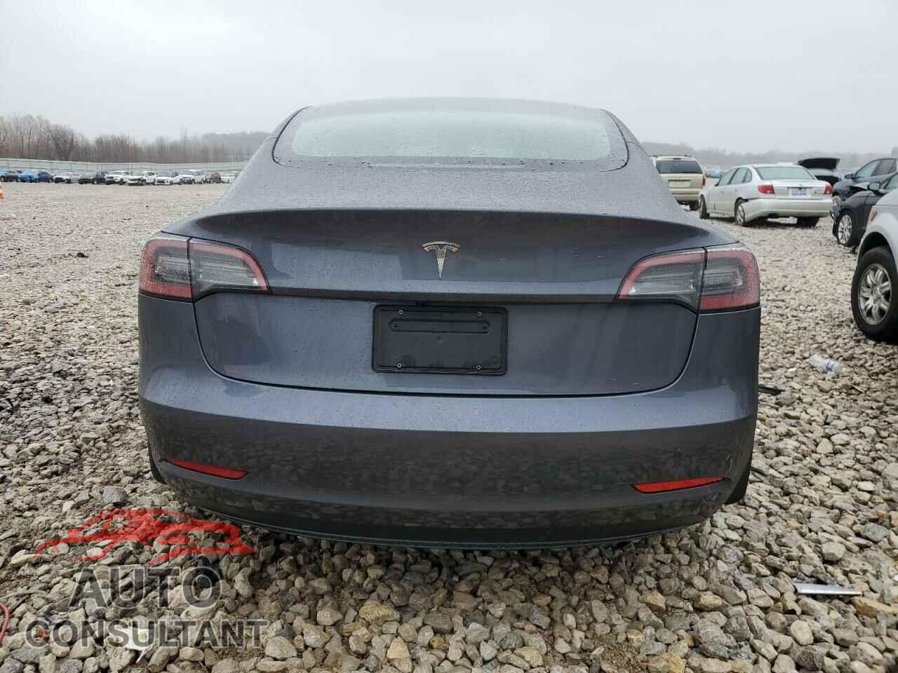 TESLA MODEL 3 2023 - 5YJ3E1EA5PF654557