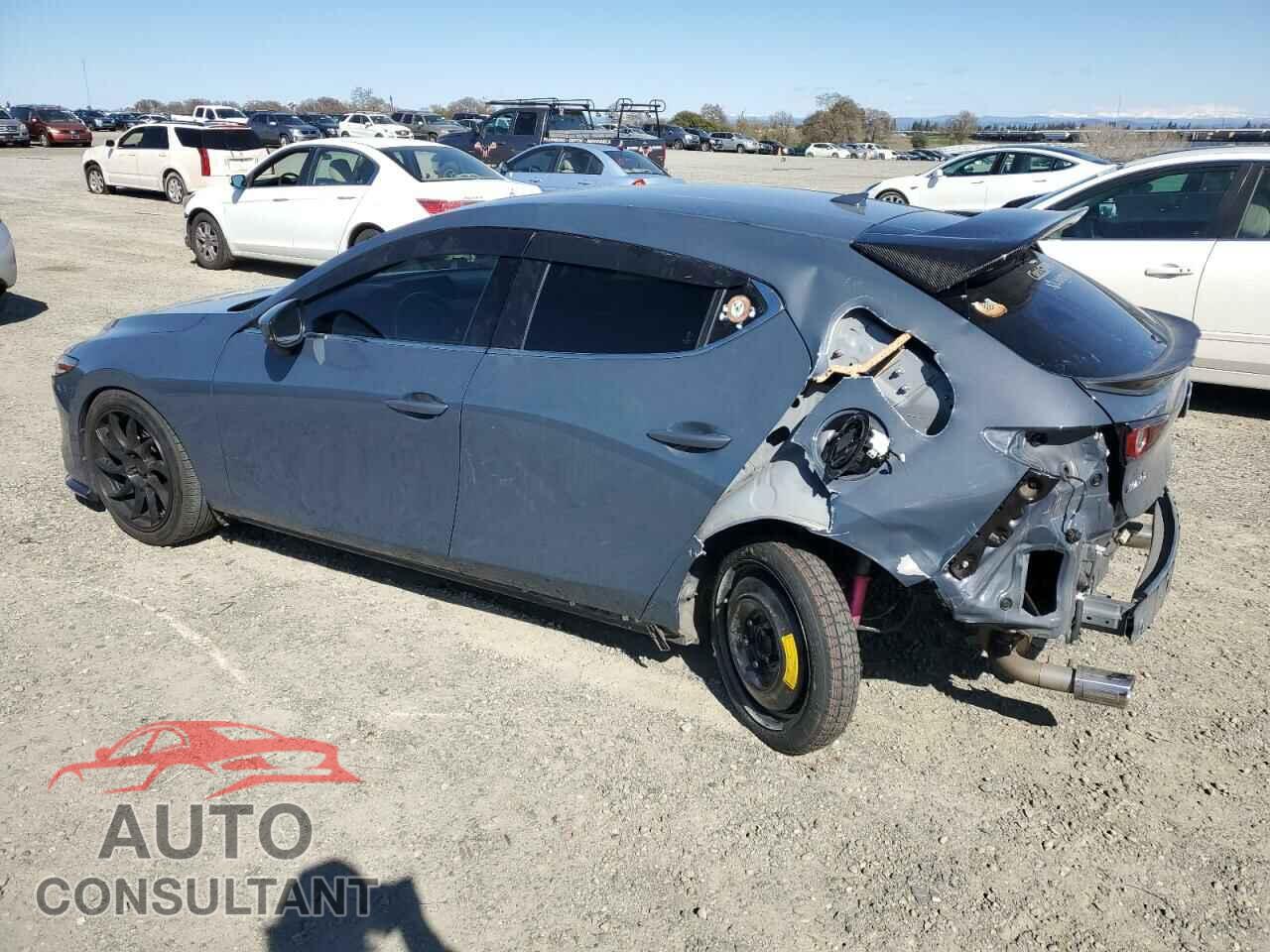 MAZDA 3 2022 - JM1BPAML3N1501092