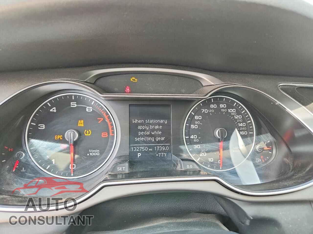 AUDI A4 2013 - WAUFFAFL5DN013171