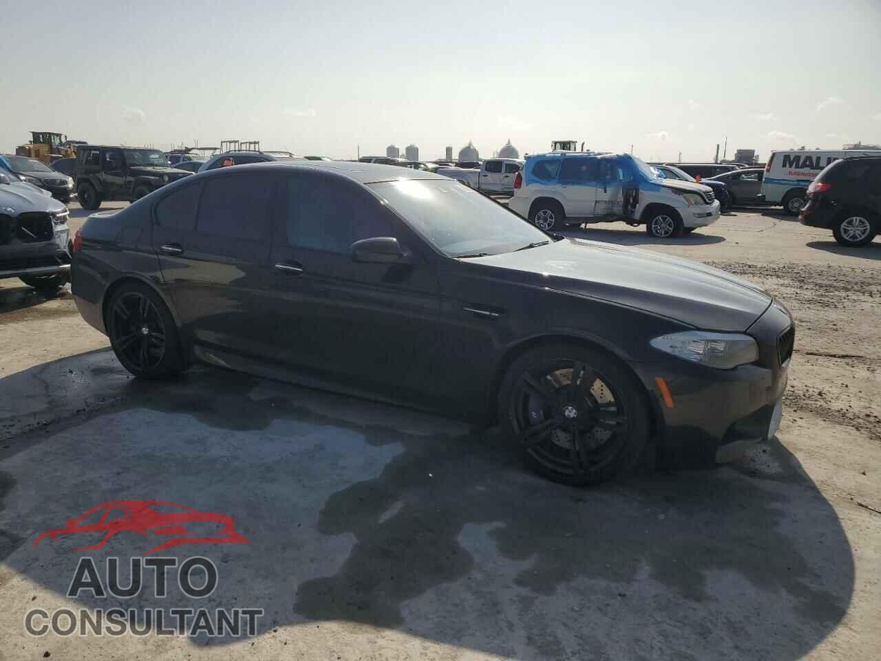 BMW M5 2013 - WBSFV9C58DC772881