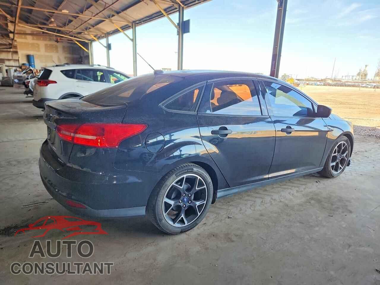 FORD FOCUS 2016 - 1FADP3E22GL282505