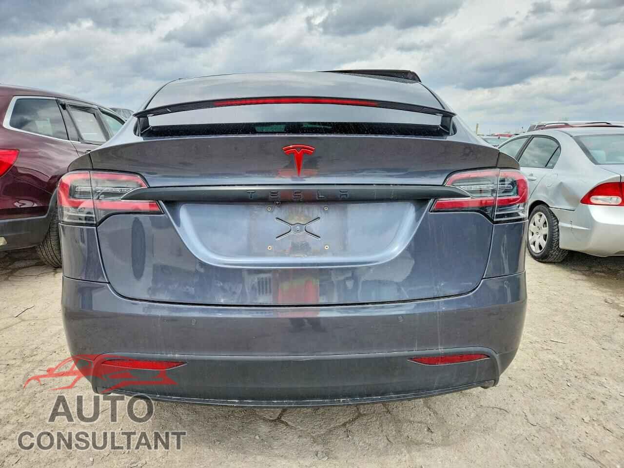 TESLA MODEL X 2019 - 5YJXCBE21KF190715