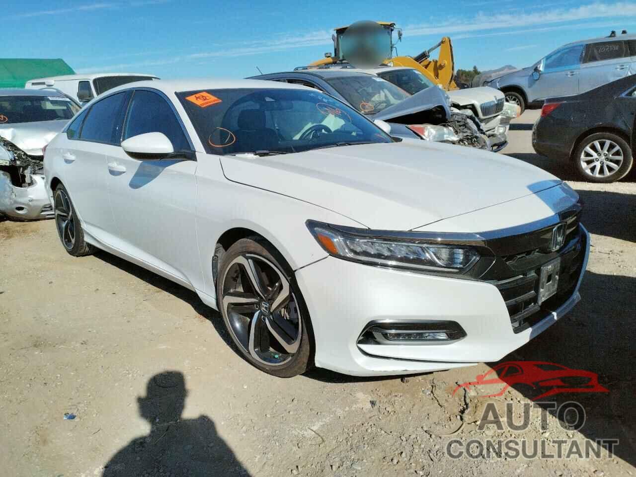 HONDA ACCORD 2018 - 1HGCV1F33JA211714