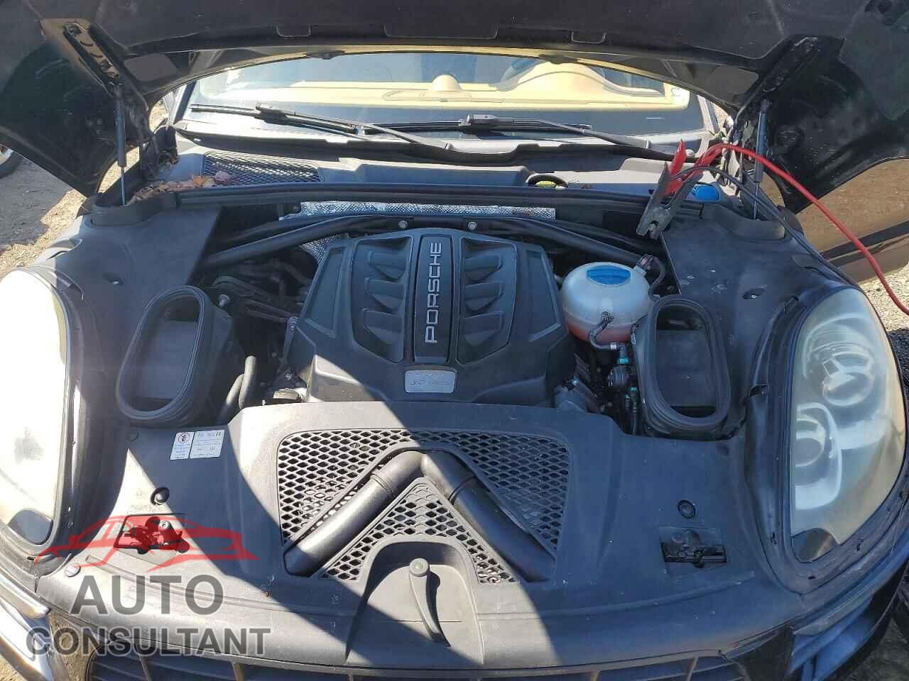 PORSCHE MACAN 2015 - WP1AB2A59FLB55012