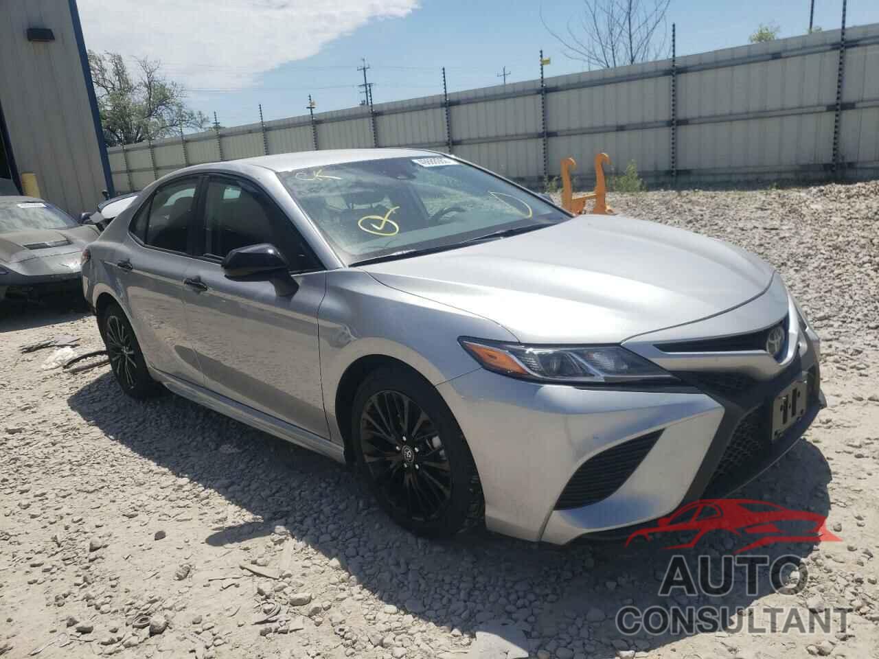 TOYOTA CAMRY 2020 - 4T1G11AK5LU302815