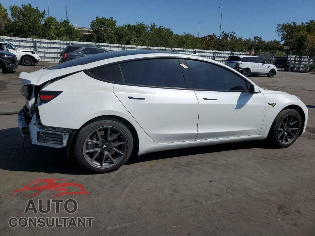 TESLA MODEL 3 2021 - 5YJ3E1EB2MF901974
