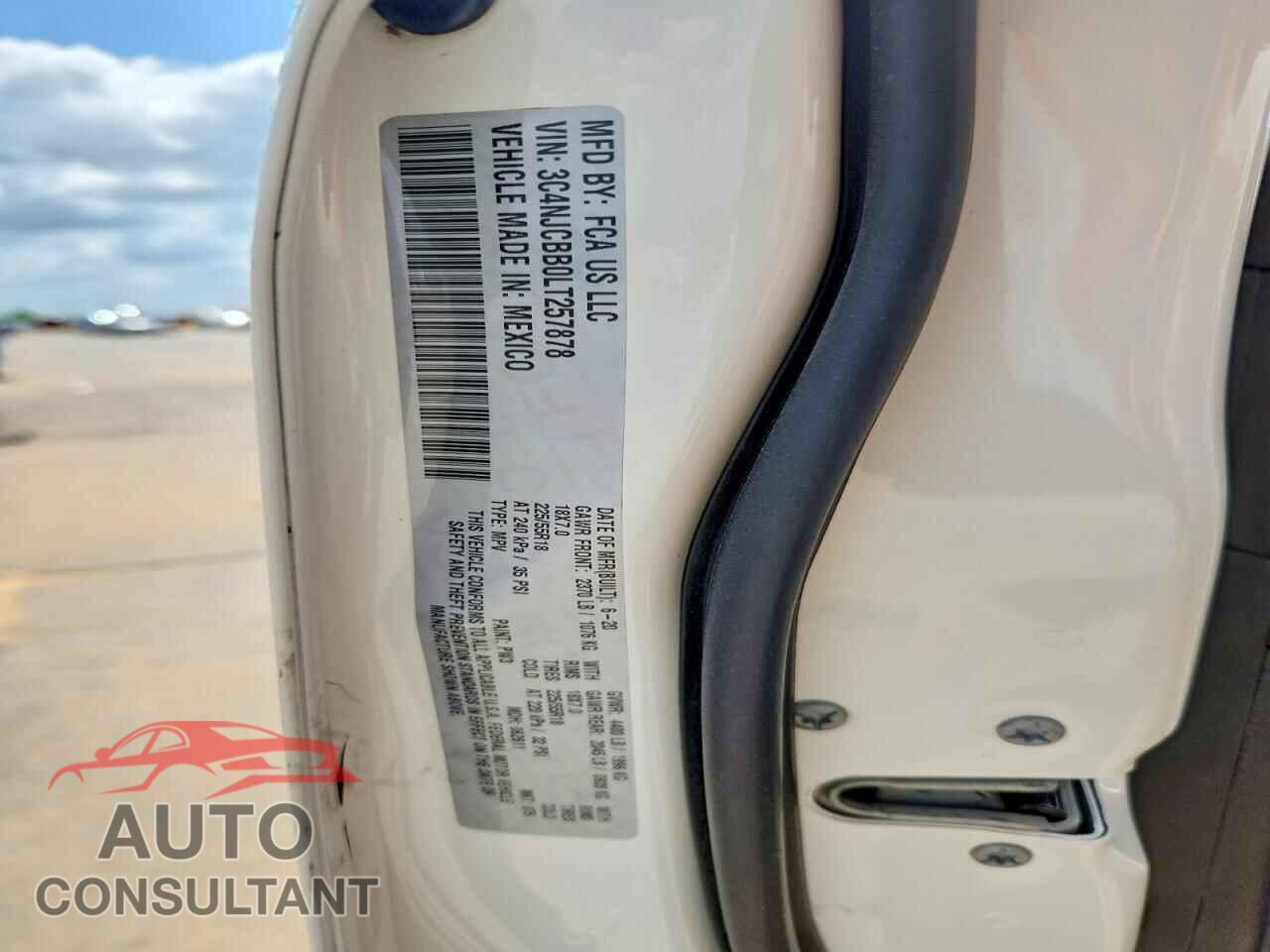 JEEP COMPASS 2020 - 3C4NJCBB0LT257878