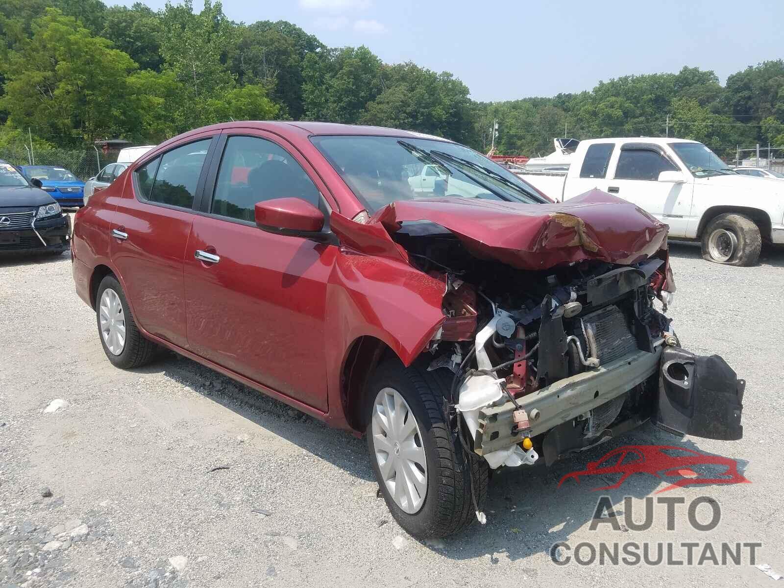 NISSAN VERSA 2018 - 3N1CN7AP4JL846349
