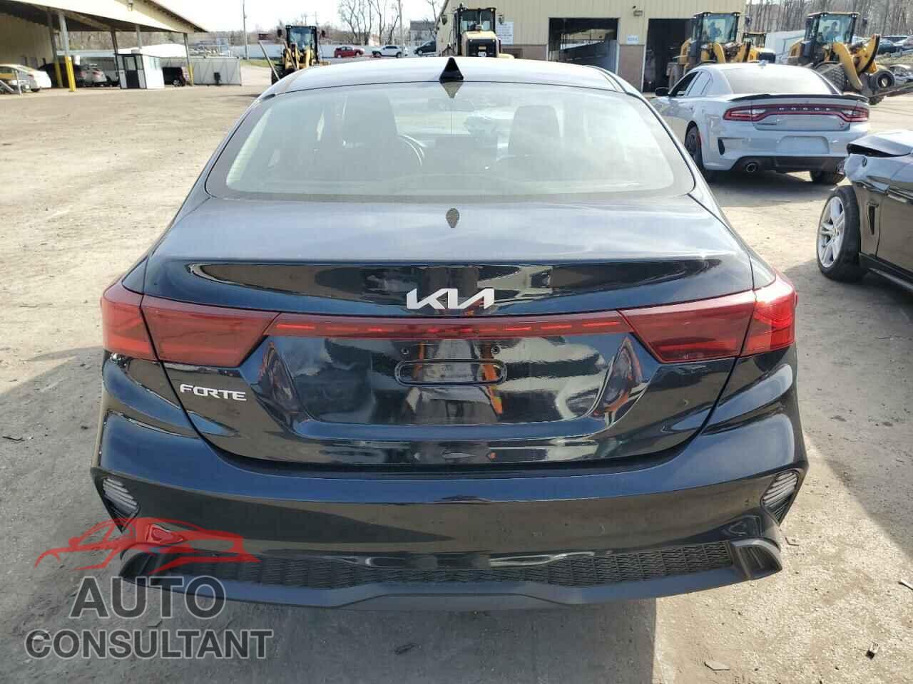 KIA FORTE 2023 - 3KPF24AD2PE571858