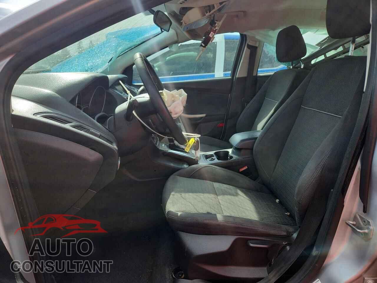 FORD FOCUS 2012 - 1FAHP3H27CL274388
