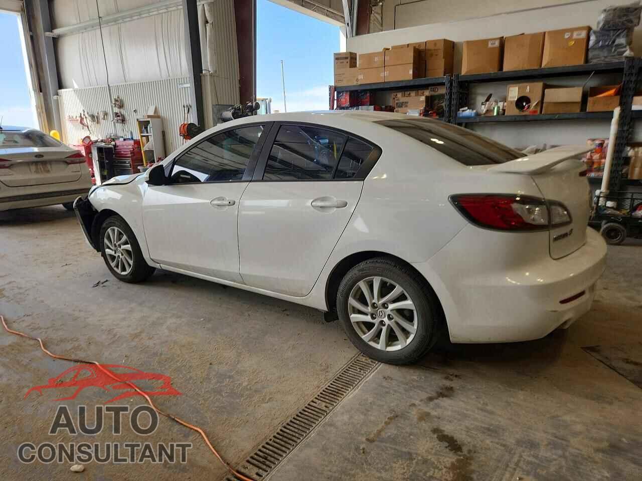 MAZDA 3 2012 - JM1BL1V70C1533878