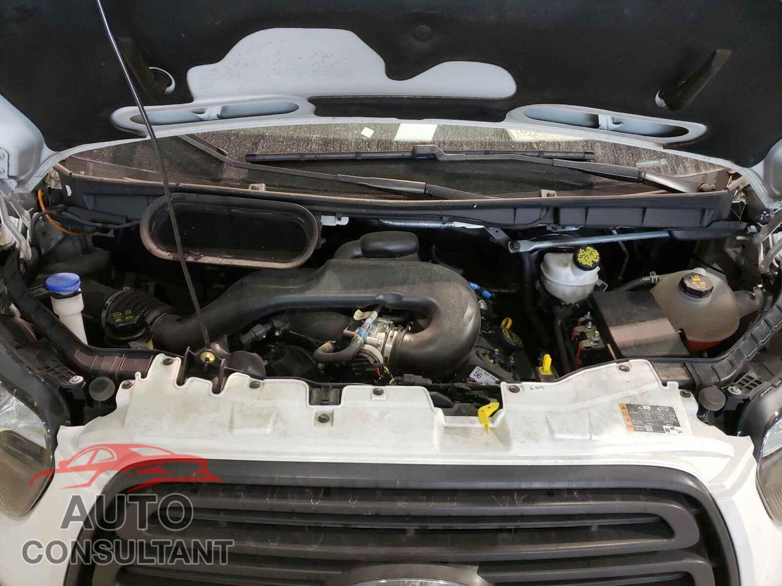 FORD TRANSIT CO 2018 - 1FTYR2CM4JKA50814