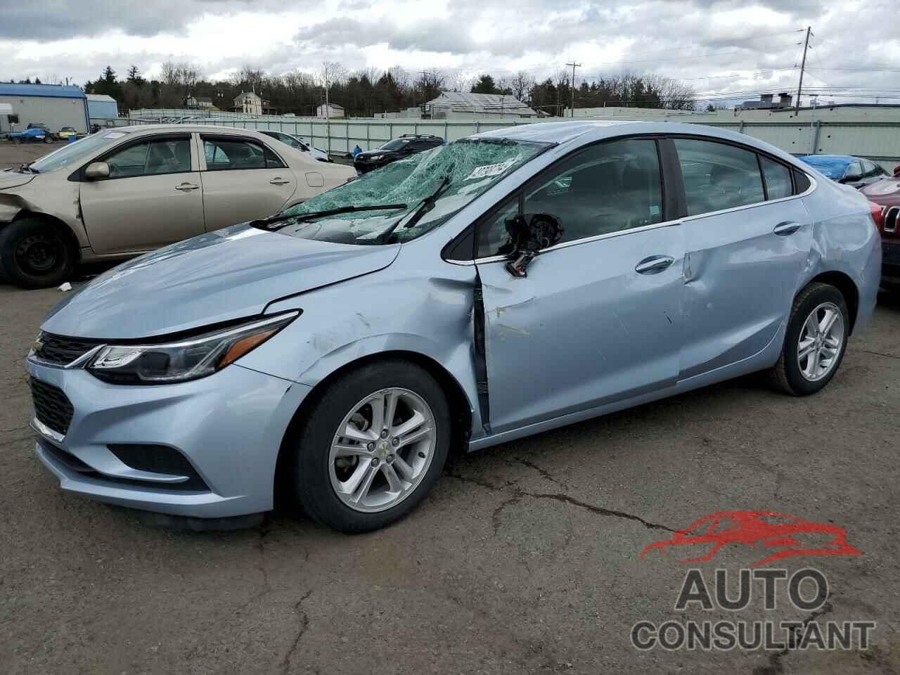 CHEVROLET CRUZE 2018 - 1G1BE5SM3J7235405