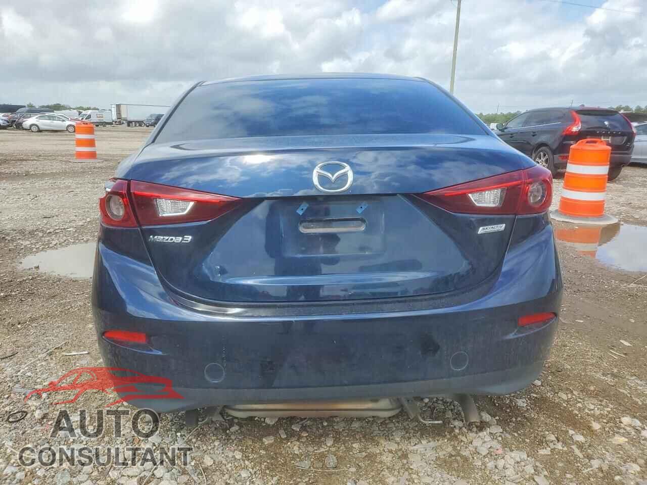 MAZDA 3 2017 - 3MZBN1U76HM105686