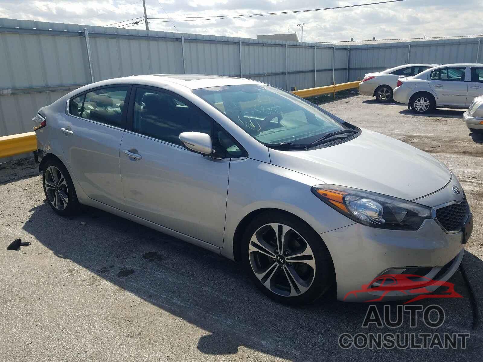 KIA FORTE 2016 - KNAFZ4A84G5550792