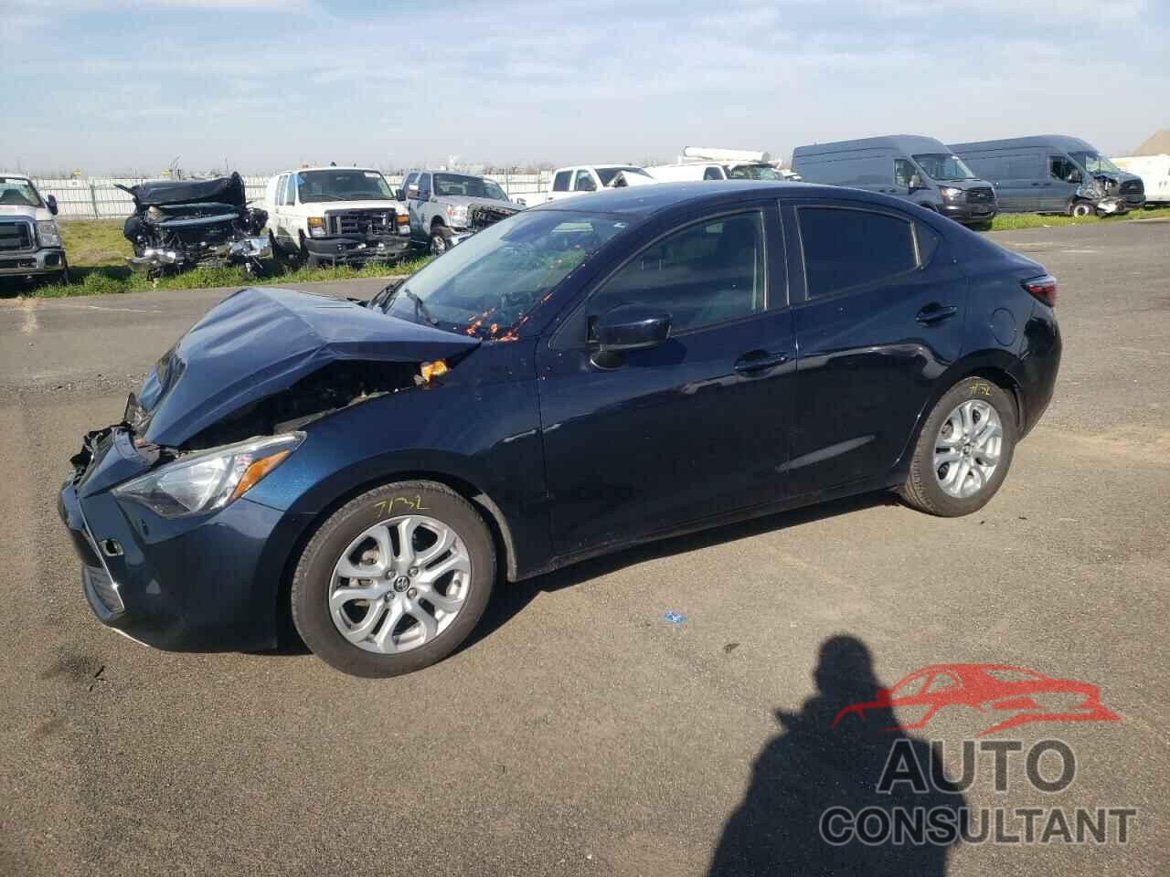 TOYOTA YARIS 2017 - 3MYDLBYV7HY183503