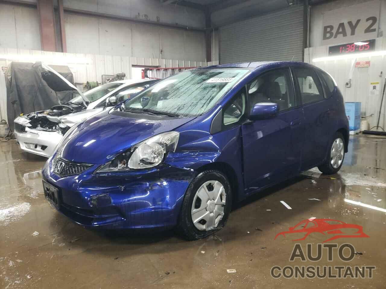 HONDA FIT 2013 - JHMGE8H35DC074031