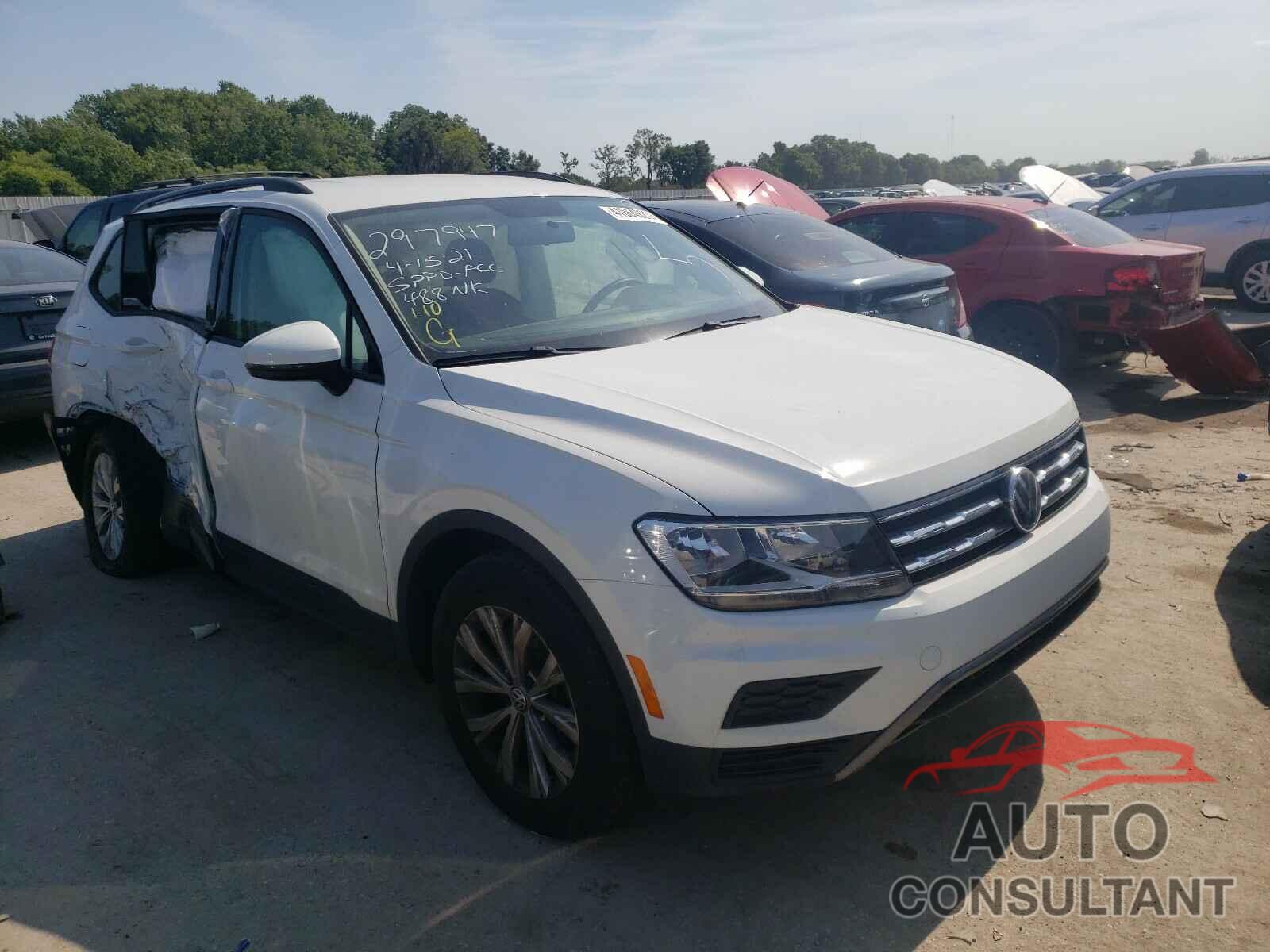 VOLKSWAGEN TIGUAN 2019 - 3VV1B7AX1KM042147