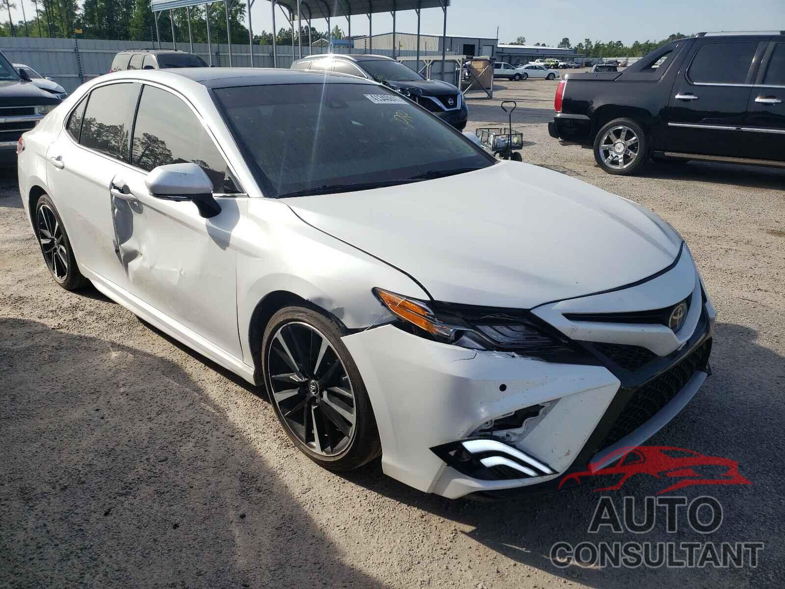 TOYOTA CAMRY 2018 - 4T1BZ1HK3JU506325
