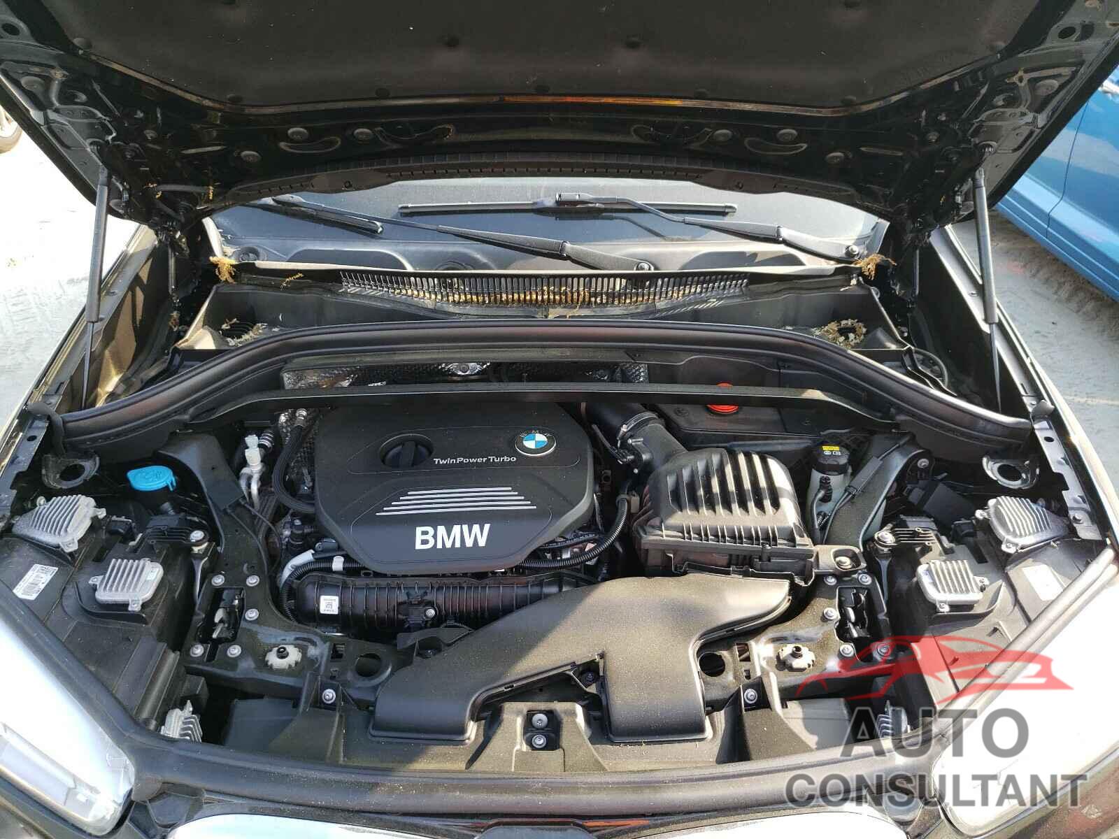 BMW X1 2017 - WBXHT3Z32H4A54855