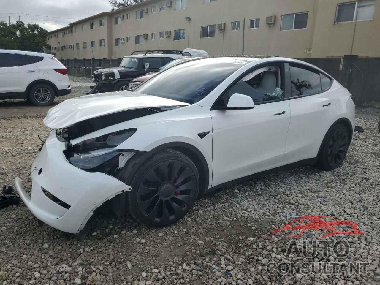 TESLA MODEL Y 2022 - 7SAYGDEF9NF382687