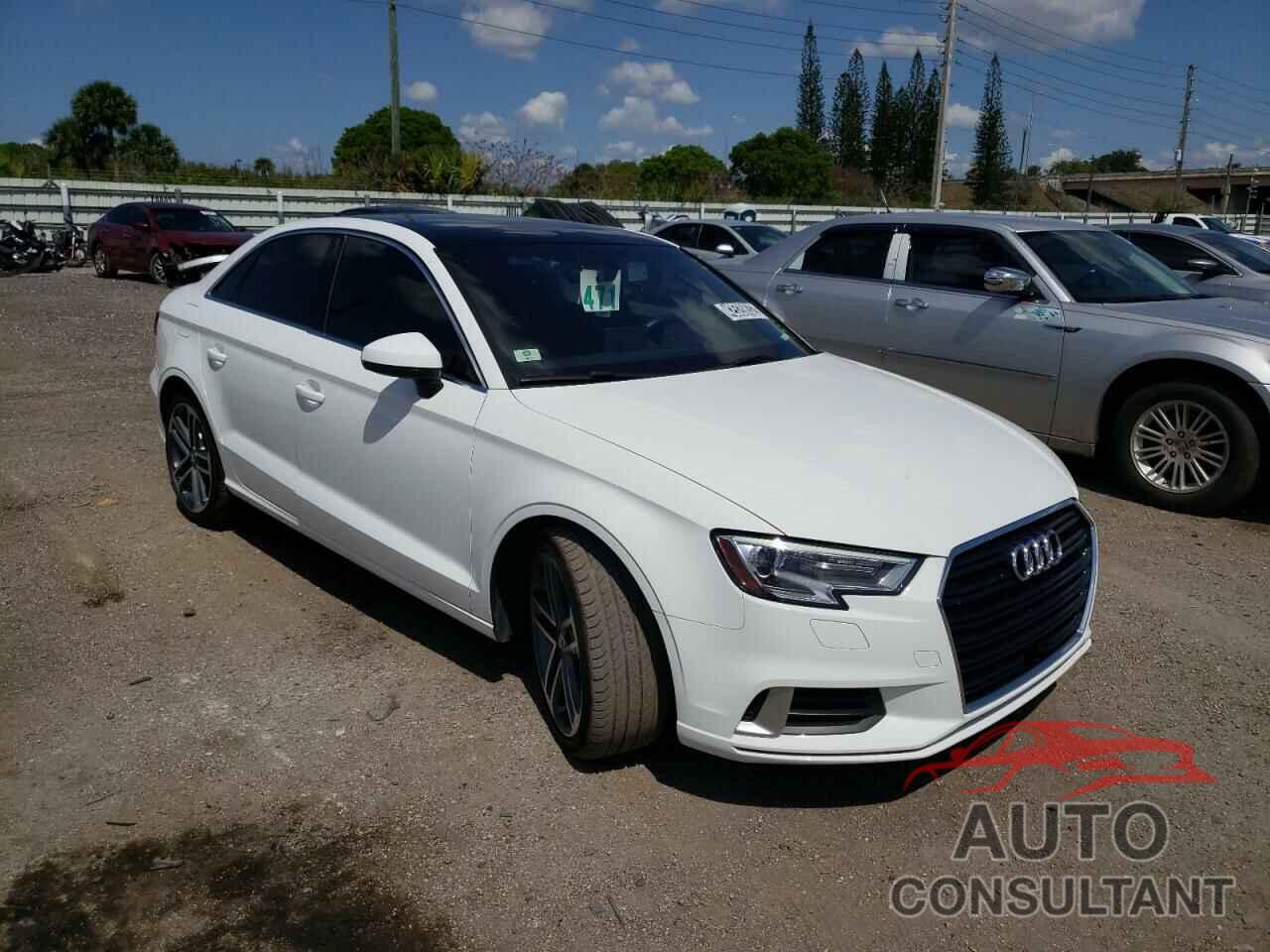 AUDI A3 2019 - WAUAUGFFXK1012275